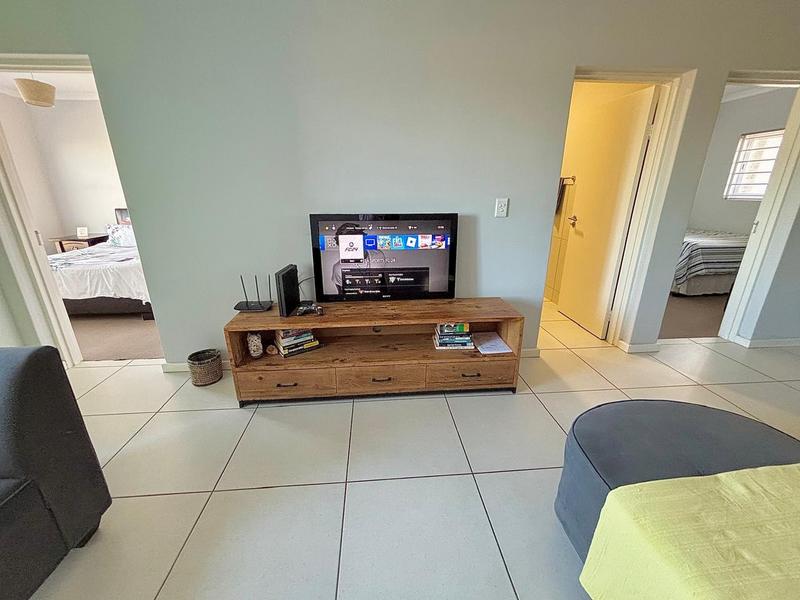 2 Bedroom Property for Sale in Burgundy Estate Western Cape